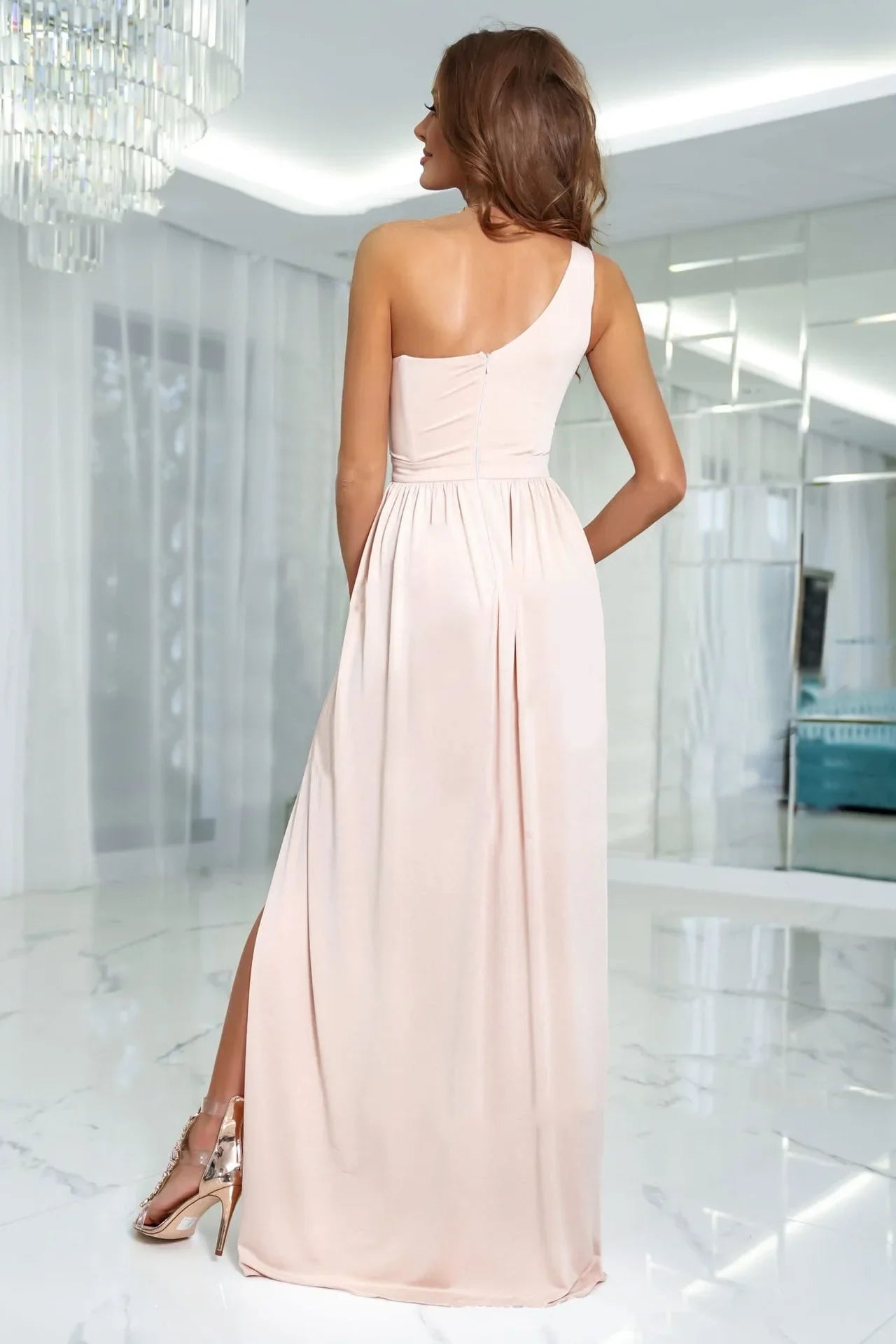 Elegant Simple Color One Shoulder Split Dress